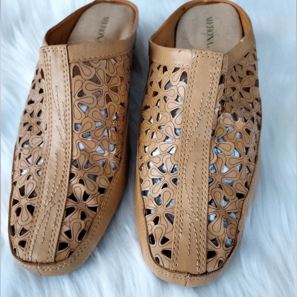 ☀️TAN MULE SHOES